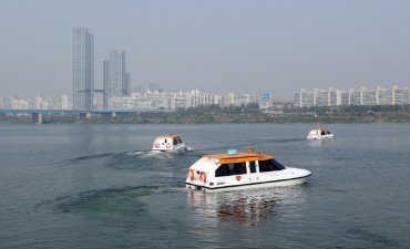 Water Taxis on Han River Operated in Red, Averaged Five Customers a Day