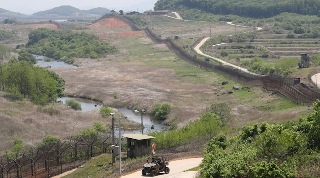 N. Korea to Cut Off Roads, Railways Connected to S. Korea