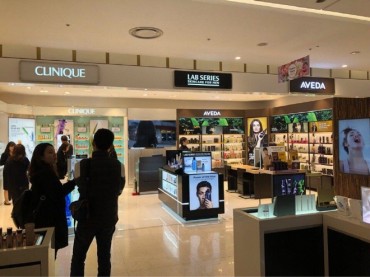 Fashion, Beauty Retailers Eye Hybrid Store