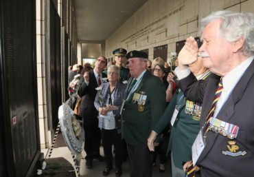 UNC Deputy Chief Thanks S. Korea for Providing Masks to Korean War Veterans