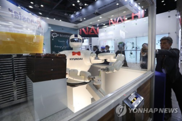 Robotworld 2016 Showcases Latest Robot Tech